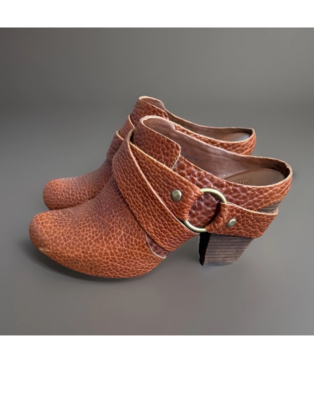 Kork-Ease Brown Leather Mule Clogs Sz 8.5 Strap, Ring Detail, Chunky Heel